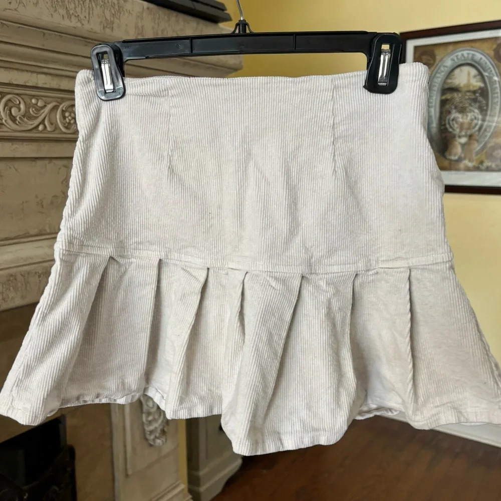 Forever 21 Off White Corduroy Mini Skirt